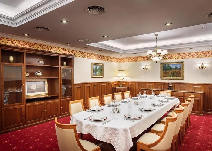 Natsionalny Hotel Київ